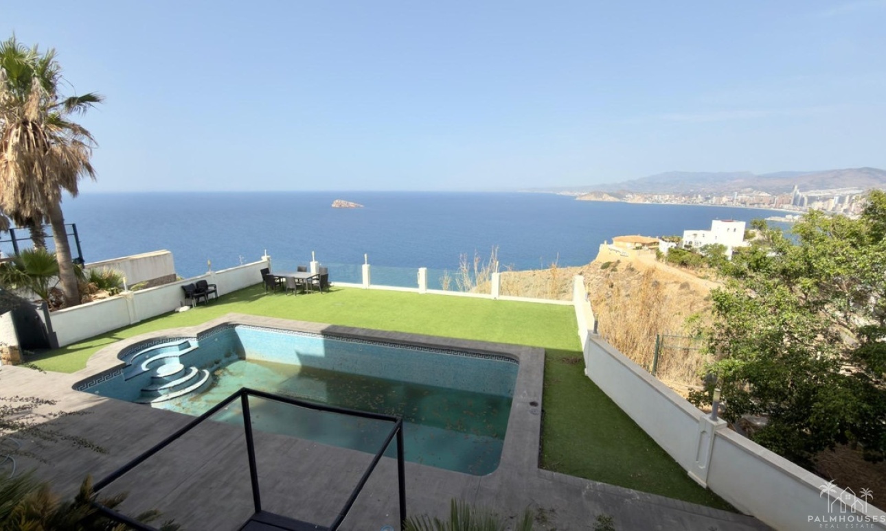 Revente - Villa - Benidorm - Benidorm Centro