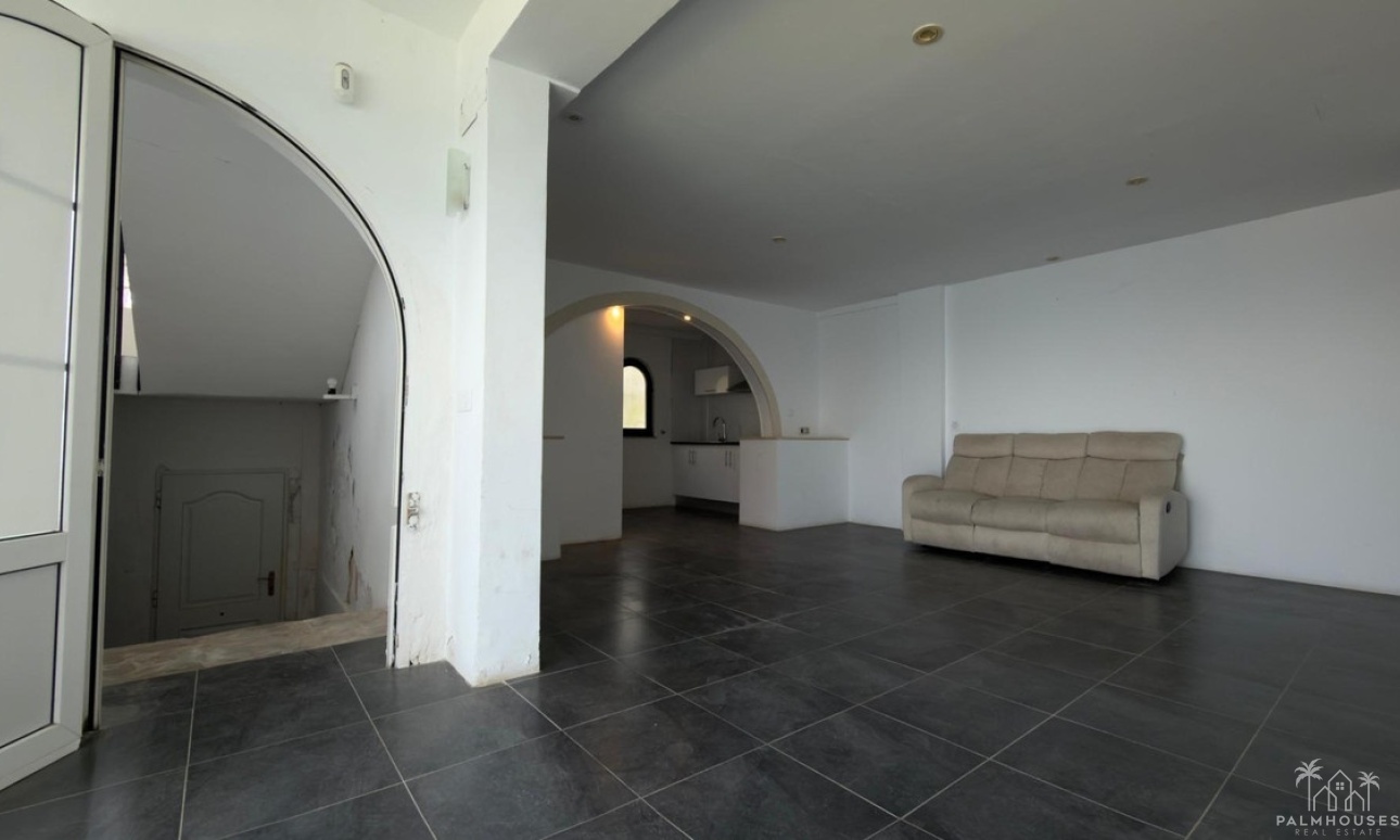 Revente - Villa - Benidorm - Benidorm Centro