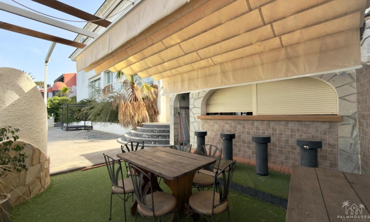 Revente - Villa - Benidorm - Benidorm Centro