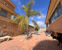 Revente - Villa - Benidorm - Benidorm Centro