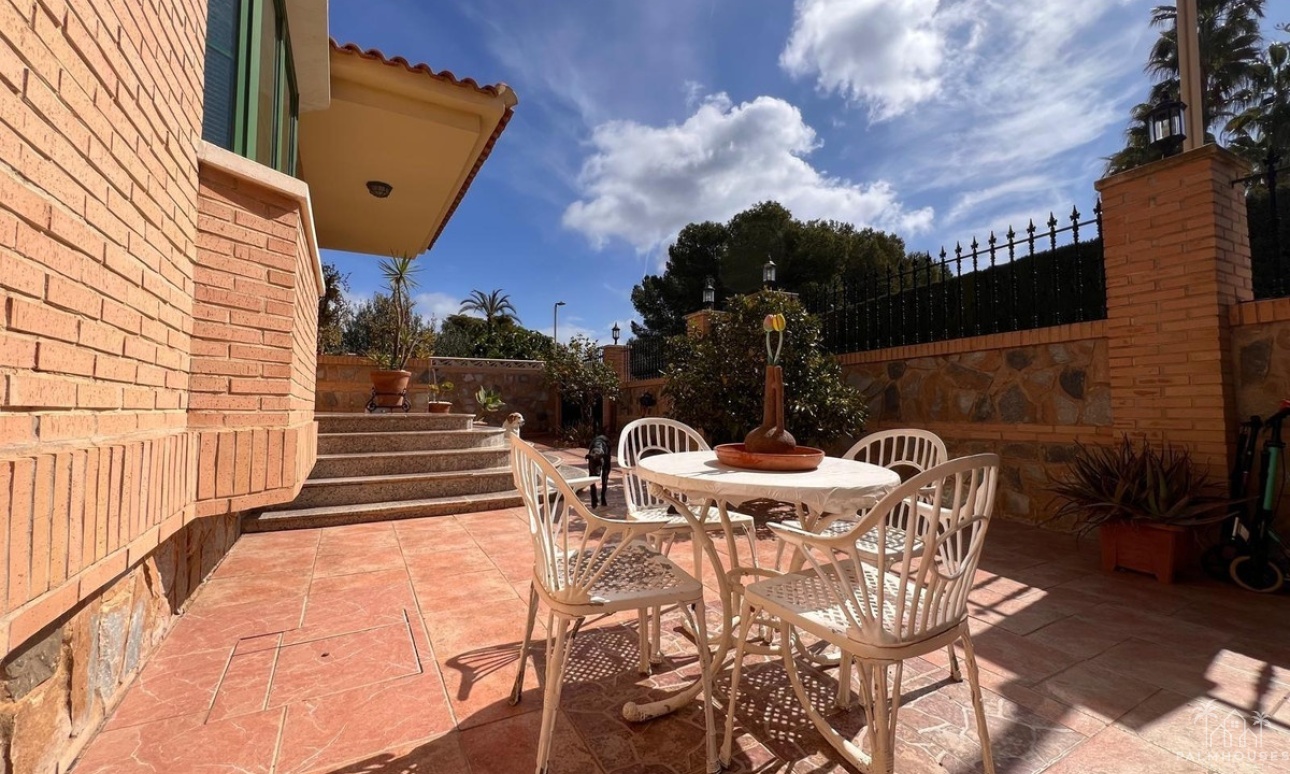 Revente - Villa - Benidorm - Benidorm Centro