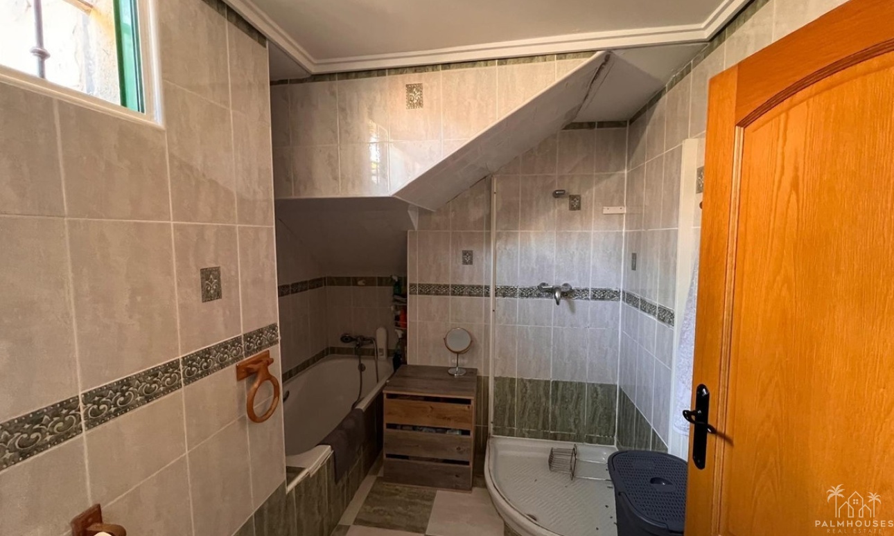Revente - Villa - Benidorm - Benidorm Centro