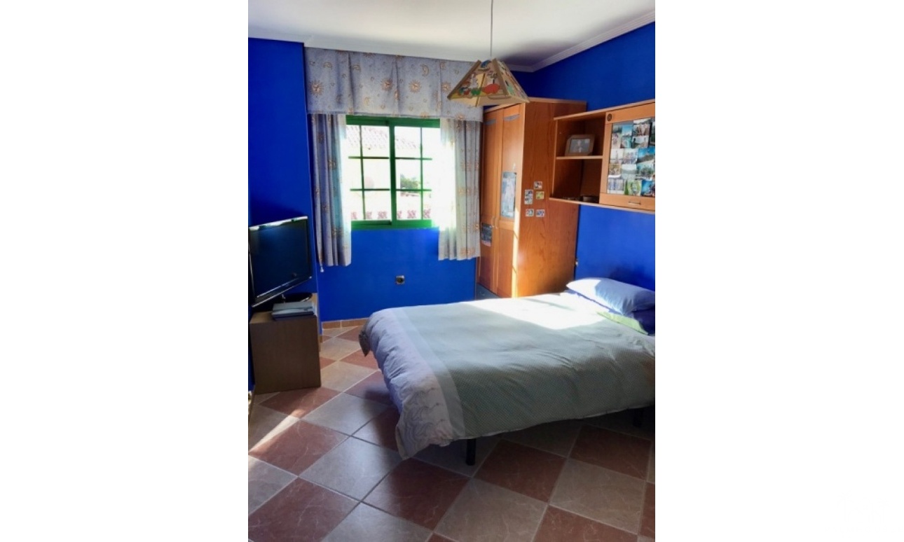 Revente - Villa - Benidorm - Benidorm Centro