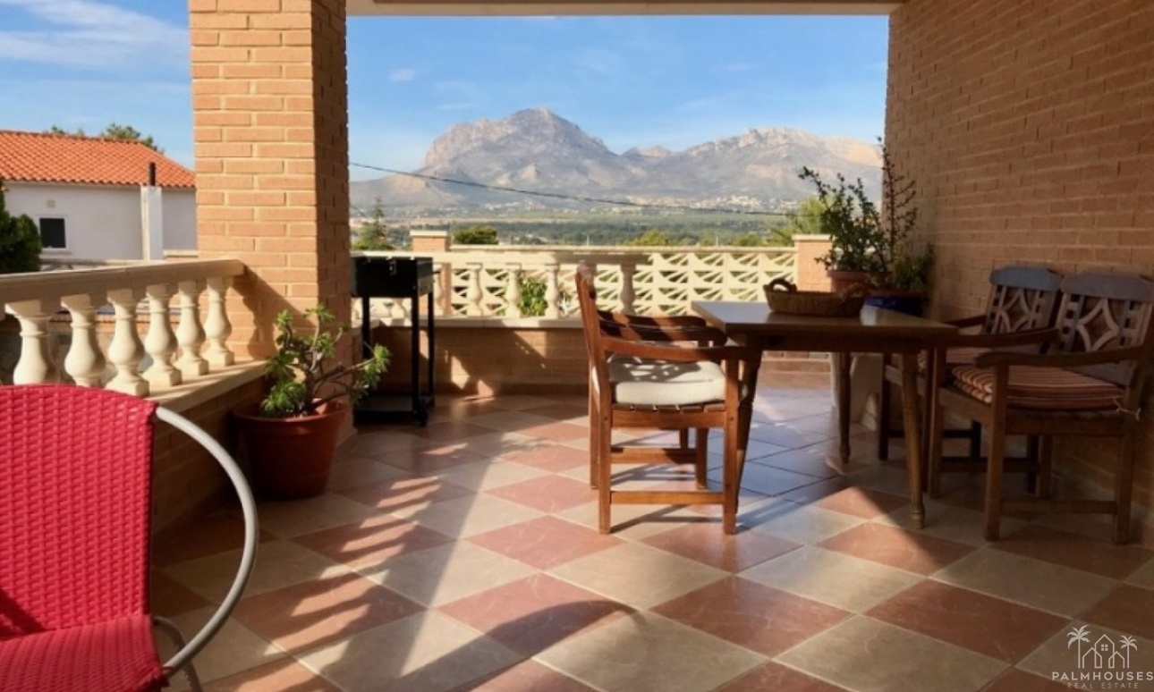Revente - Villa - Benidorm - Benidorm Centro