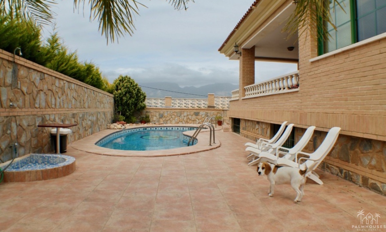 Revente - Villa - Benidorm - Benidorm Centro