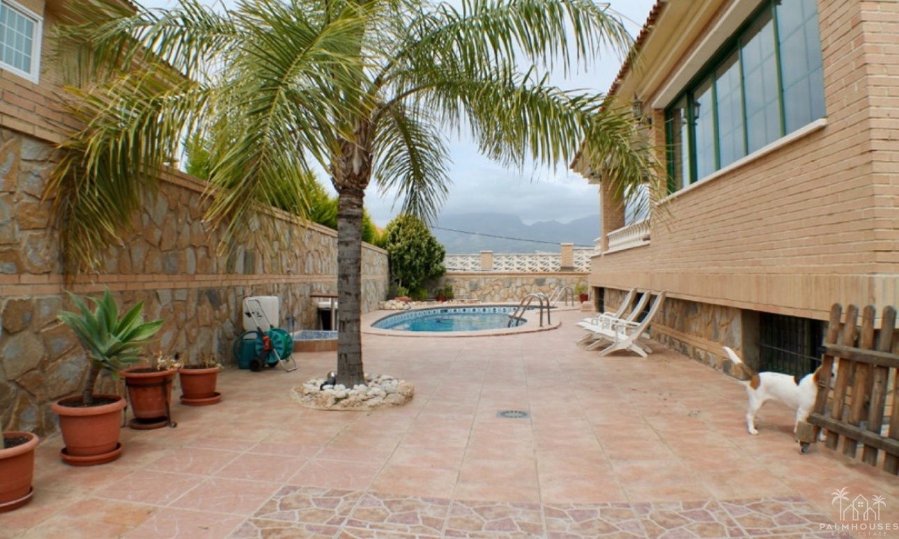 Revente - Villa - Benidorm - Benidorm Centro