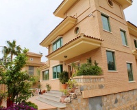 Revente - Villa - Benidorm - Benidorm Centro