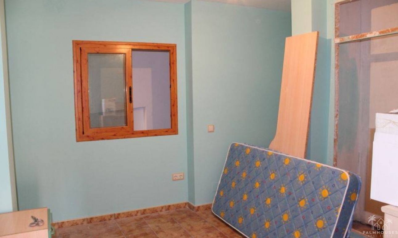 Revente - Villa - Benidorm - Benidorm Centro