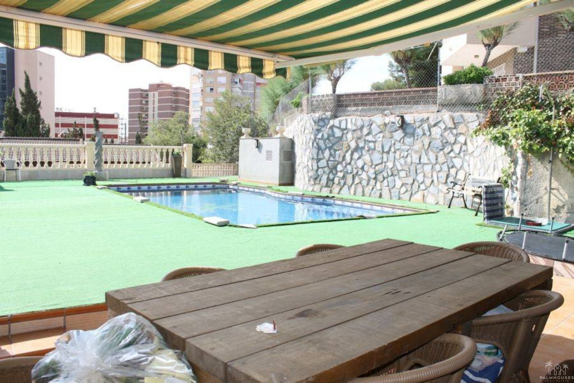 Revente - Villa - Benidorm - Benidorm Centro