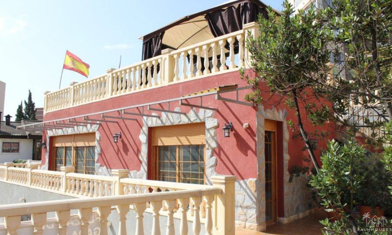 Revente - Villa - Benidorm - Benidorm Centro