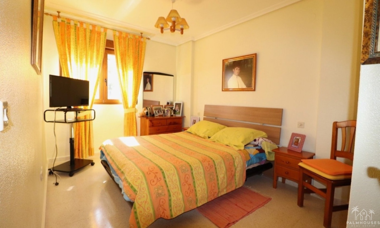 Revente - Villa - Benidorm - Benidorm Centro