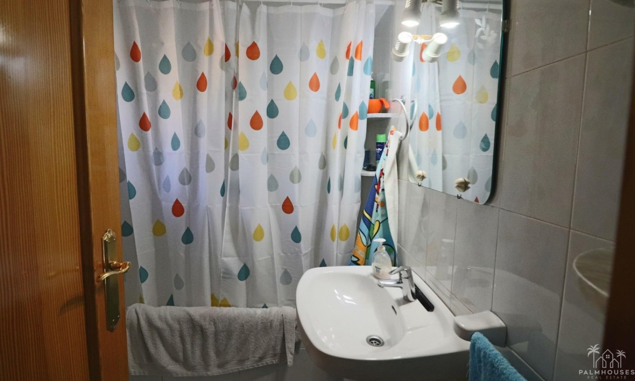 Revente - Villa - Benidorm - Benidorm Centro
