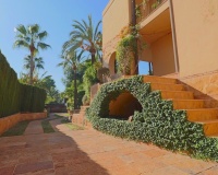 Revente - Villa - Benidorm - Benidorm Centro