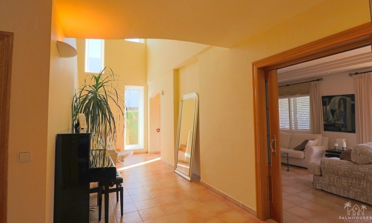 Revente - Villa - Benidorm - Benidorm Centro