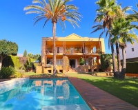 Revente - Villa - Benidorm - Benidorm Centro