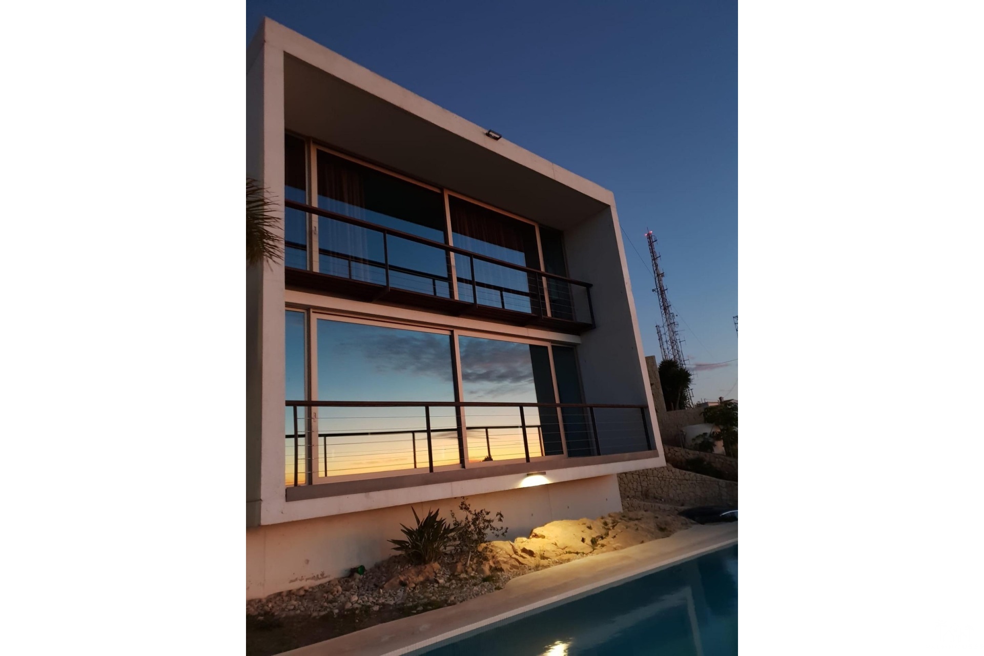 Revente - Villa - Benidorm - Benidorm Centro