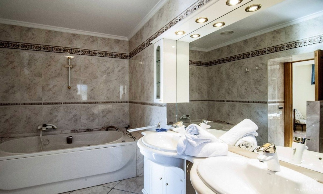 Revente - Villa - Benissa - Benissa Centro