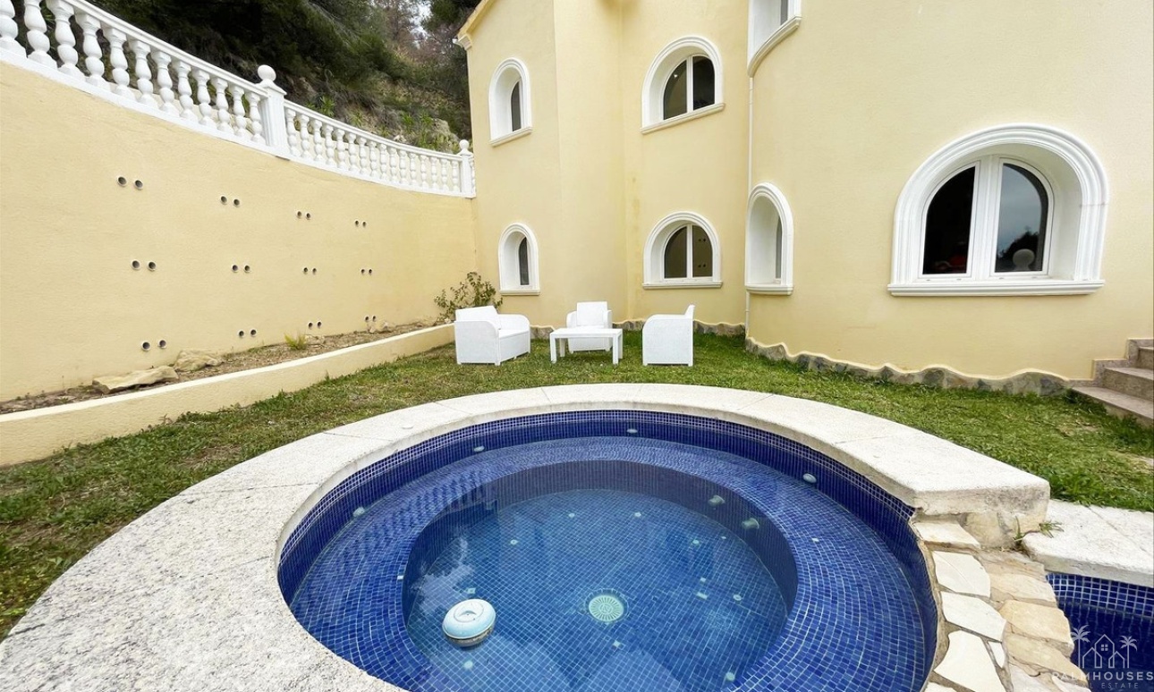 Revente - Villa - Calpe - Calpe Centro