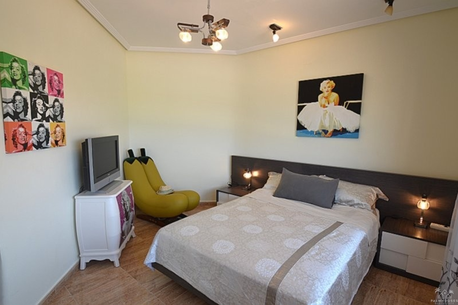 Revente - Villa - Campos del Río - Inland