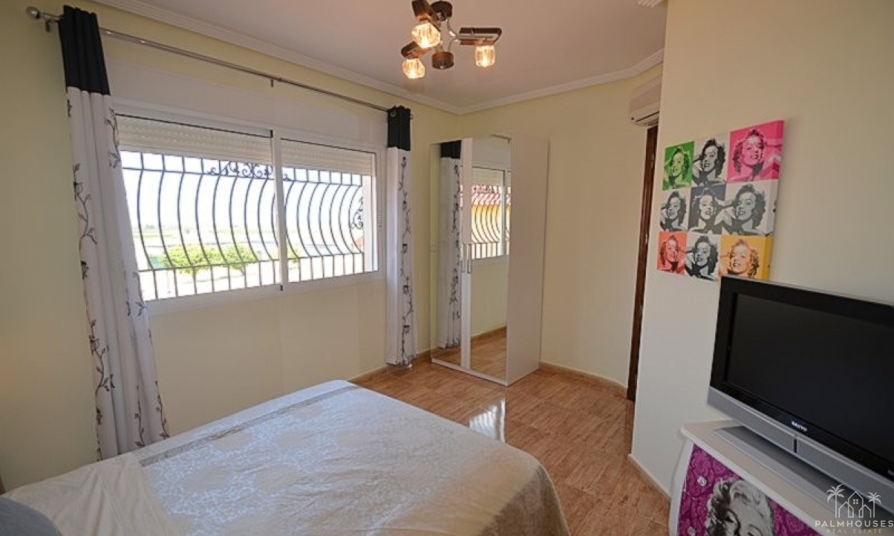 Revente - Villa - Campos del Río - Inland