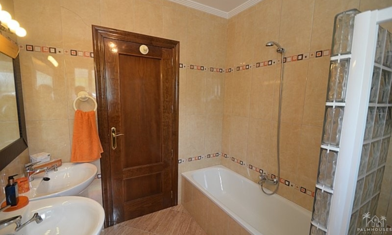 Revente - Villa - Campos del Río - Inland