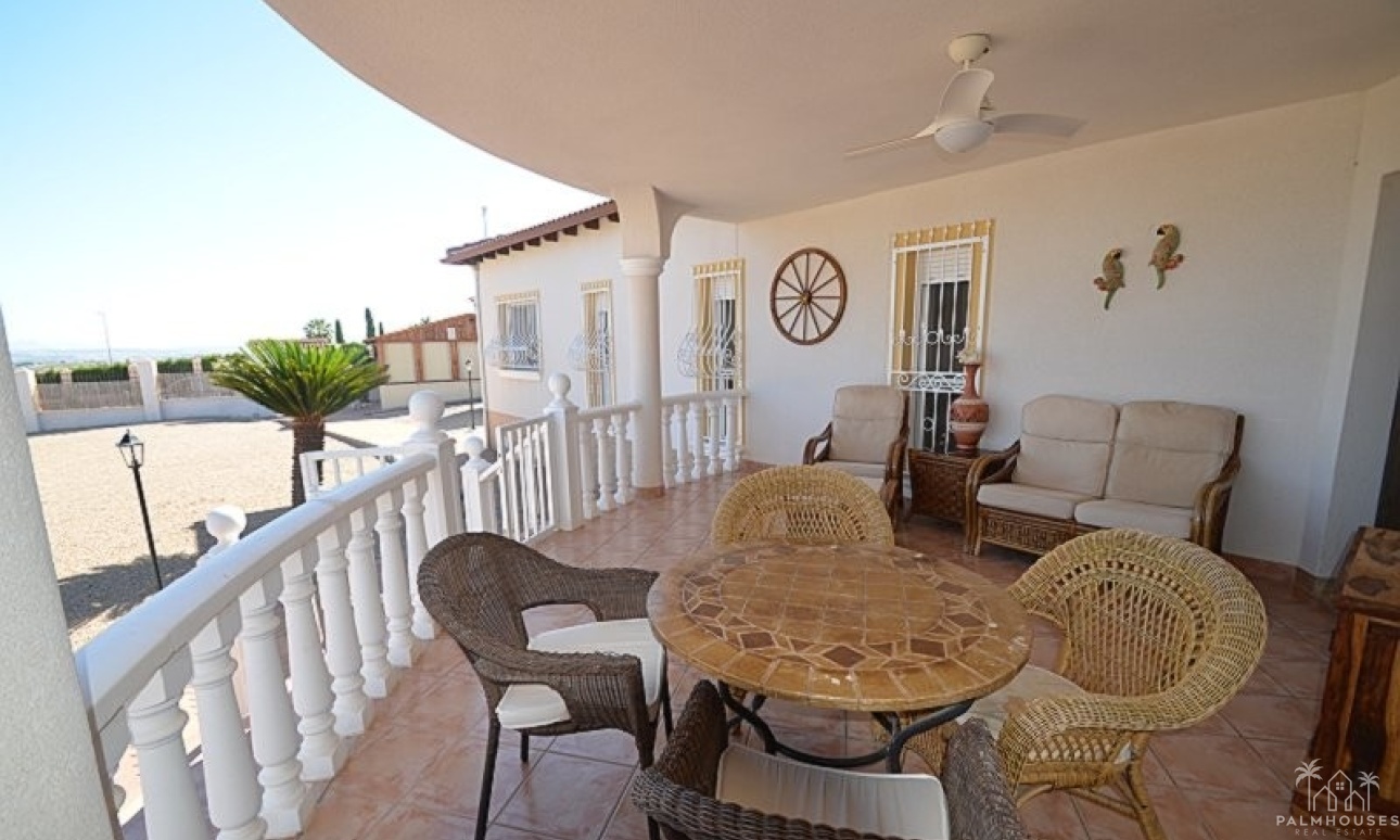 Revente - Villa - Campos del Río - Inland