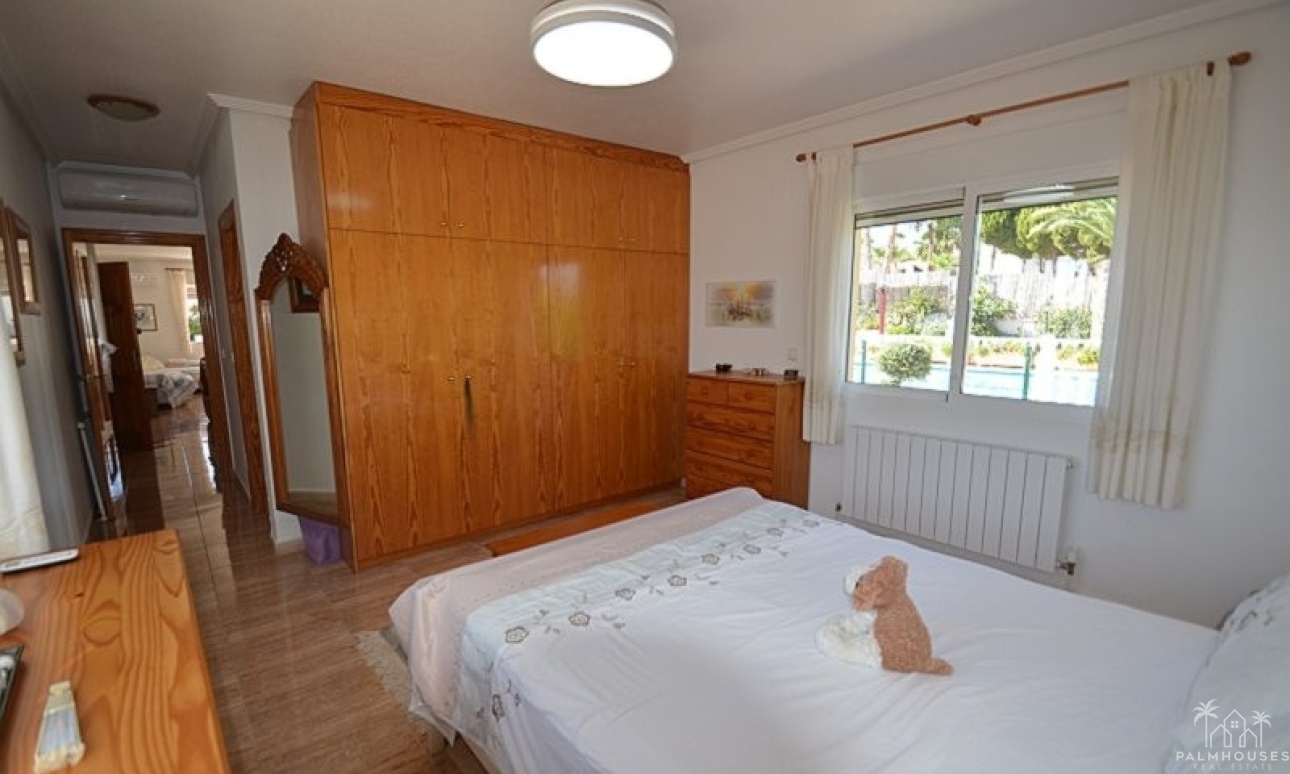 Revente - Villa - Campos del Río - Inland