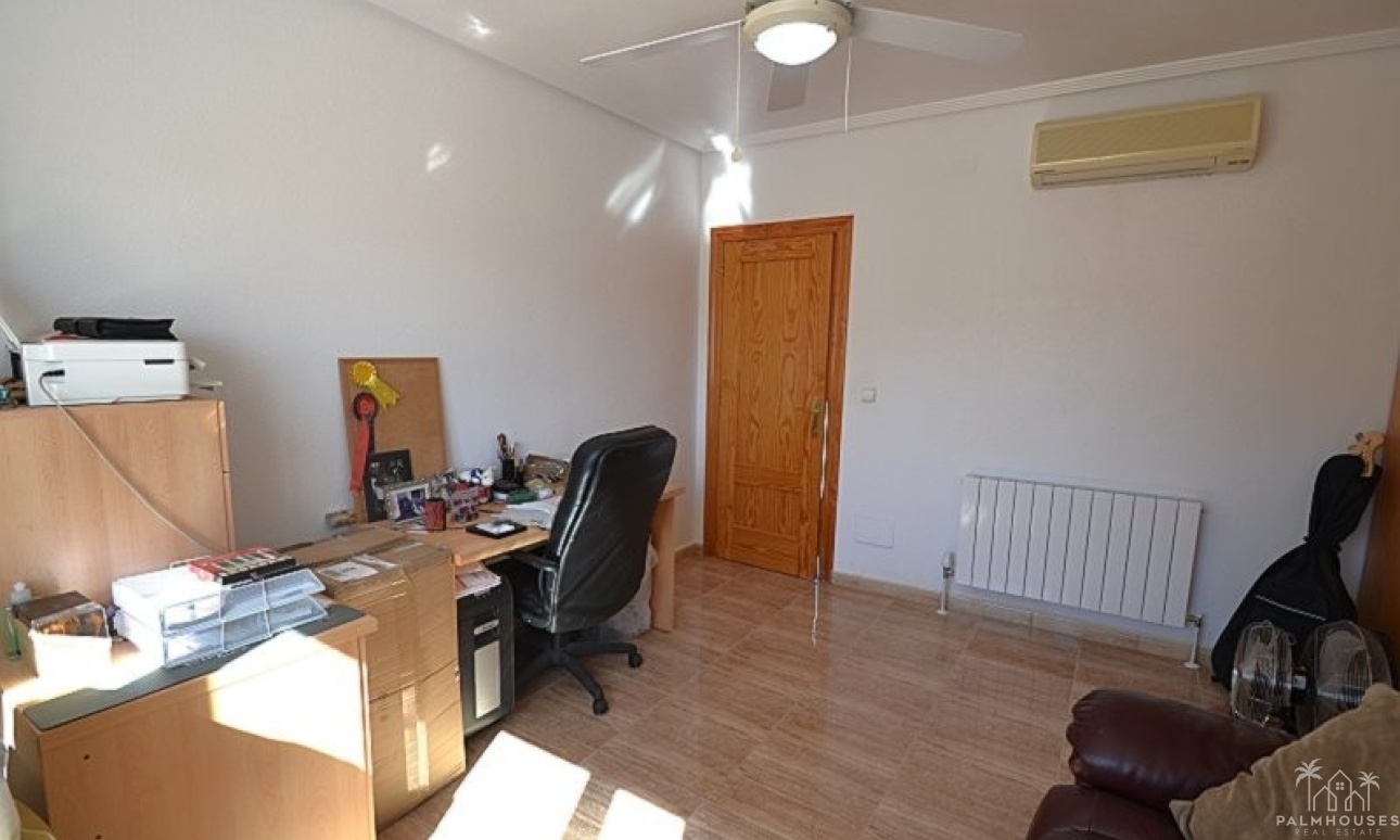 Revente - Villa - Campos del Río - Inland
