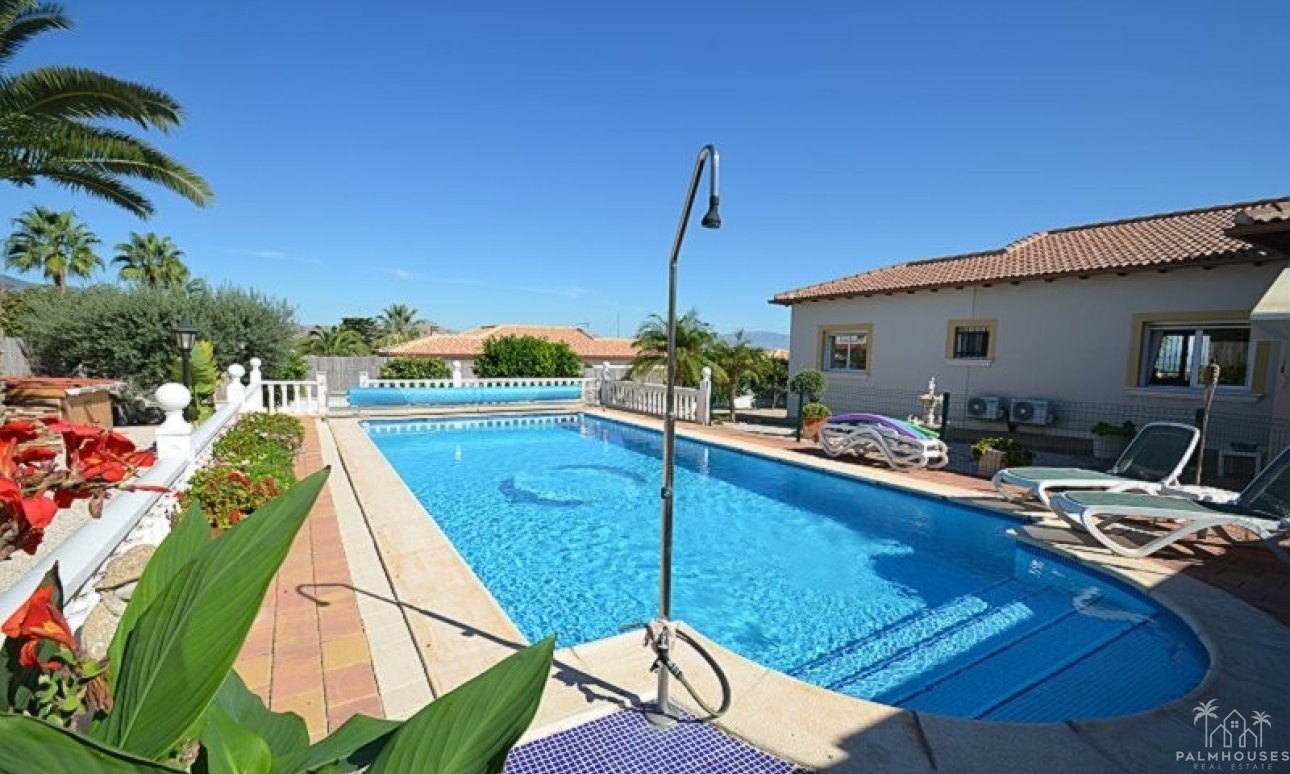 Revente - Villa - Campos del Río - Inland