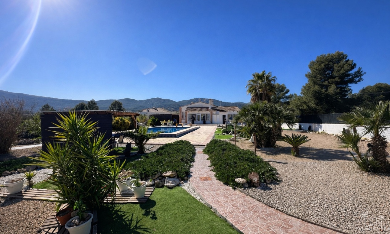 Revente - Villa - Castalla - Costa Blanca