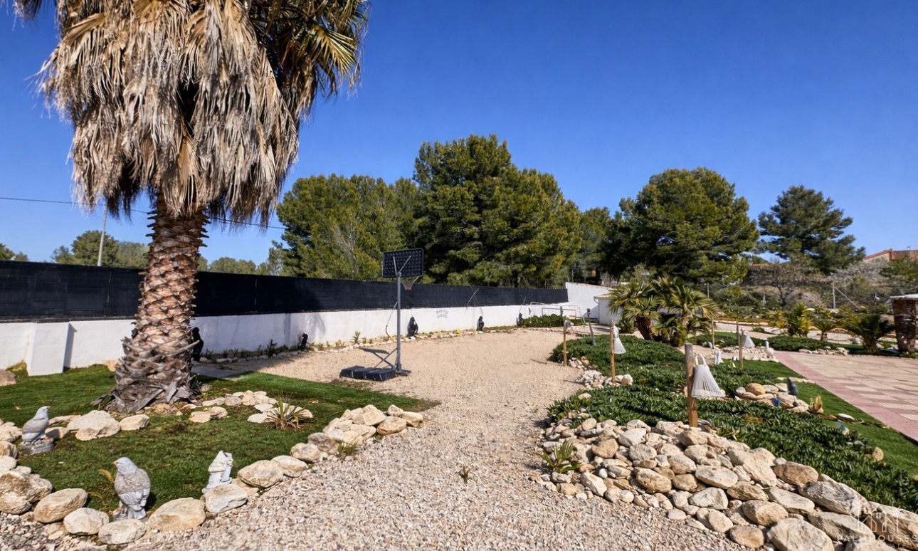 Revente - Villa - Castalla - Costa Blanca