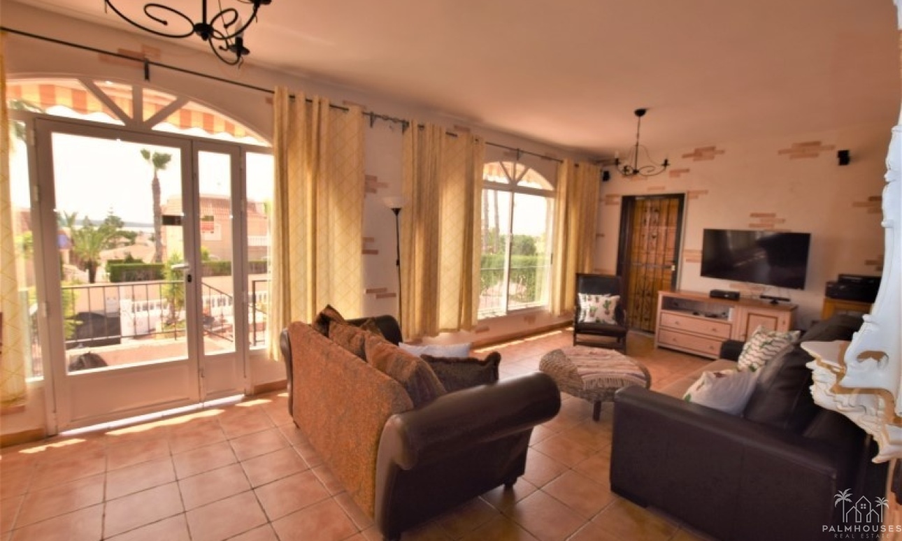 Revente - Villa - Ciudad Quesada - Pueblo bravo