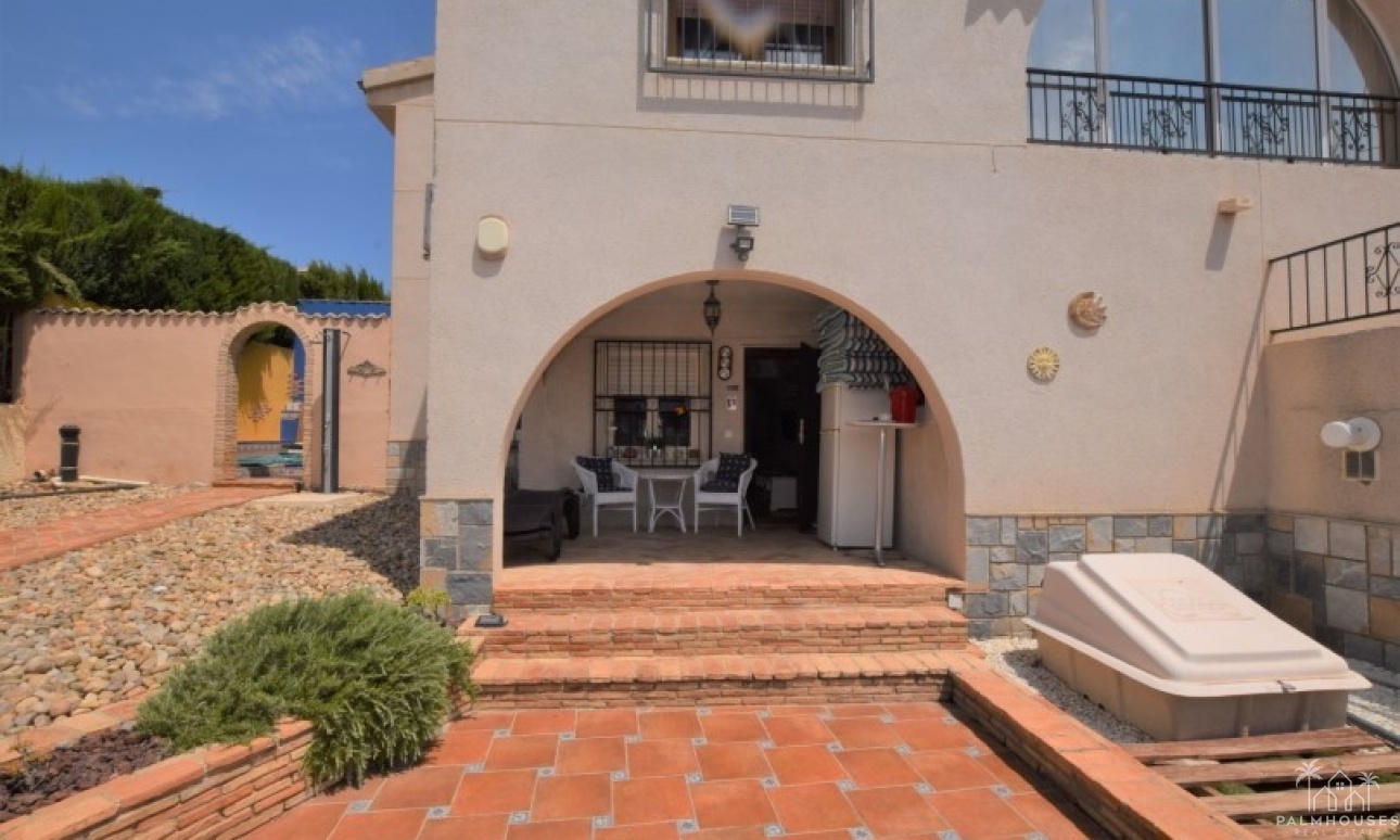 Revente - Villa - Ciudad Quesada - Pueblo bravo