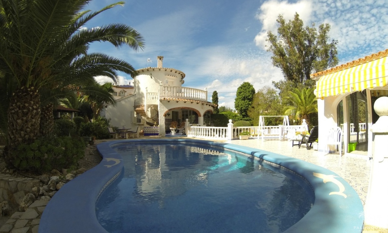 Revente - Villa - Denia - Denia Centro