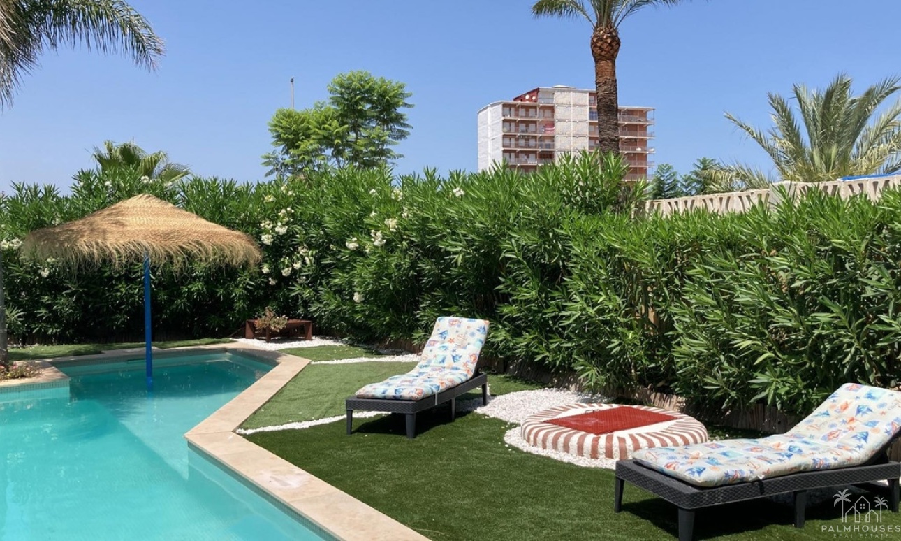 Revente - Villa - Denia - Denia Centro