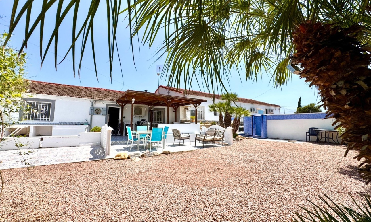 Revente - Villa - Dolores - Comunidad Valenciana