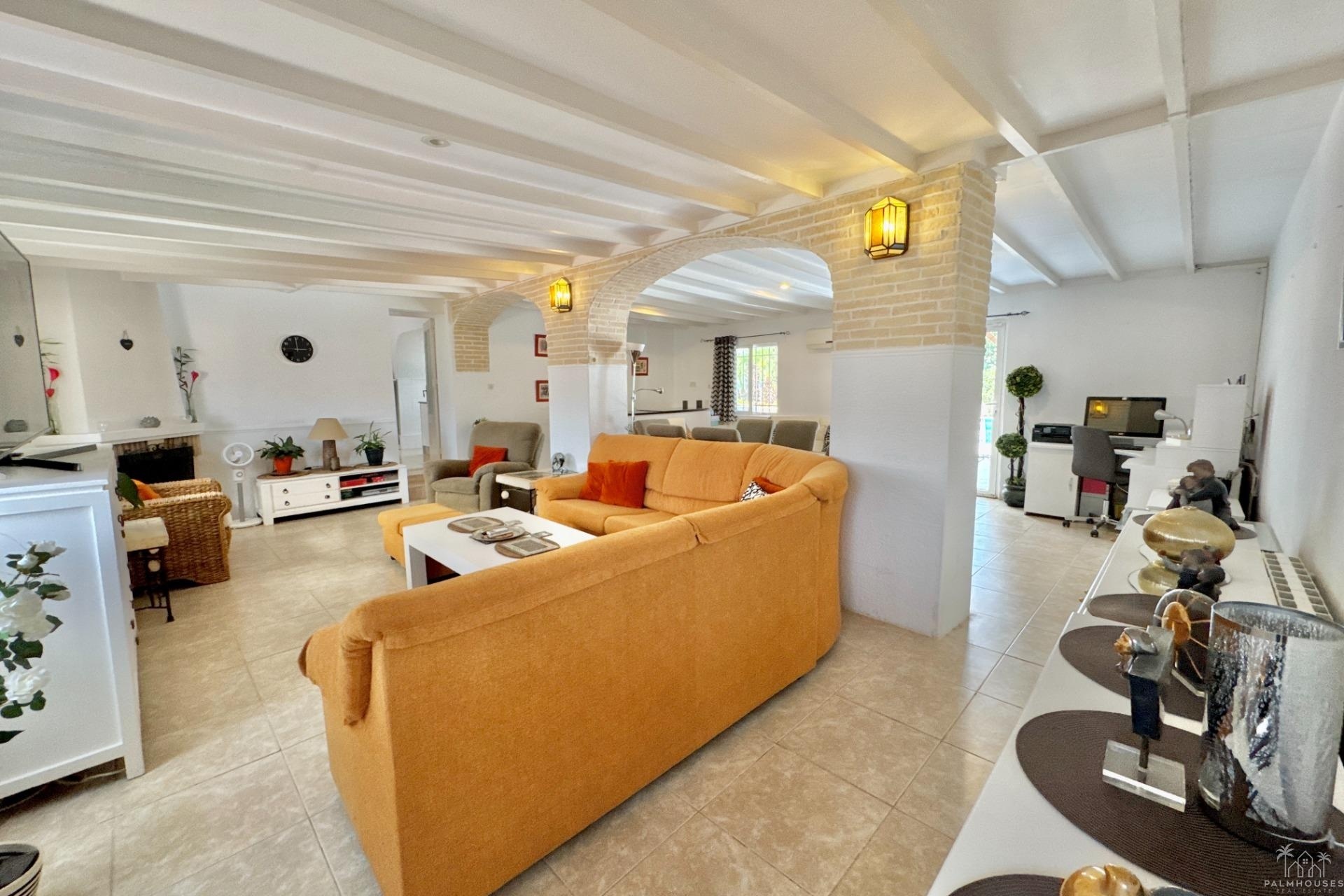 Revente - Villa - Dolores - Comunidad Valenciana