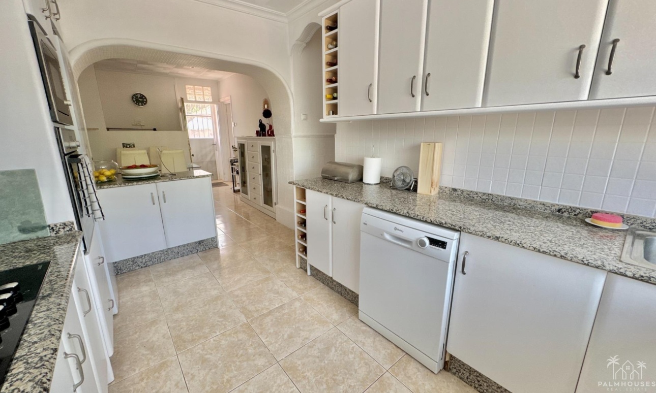 Revente - Villa - Dolores - Comunidad Valenciana
