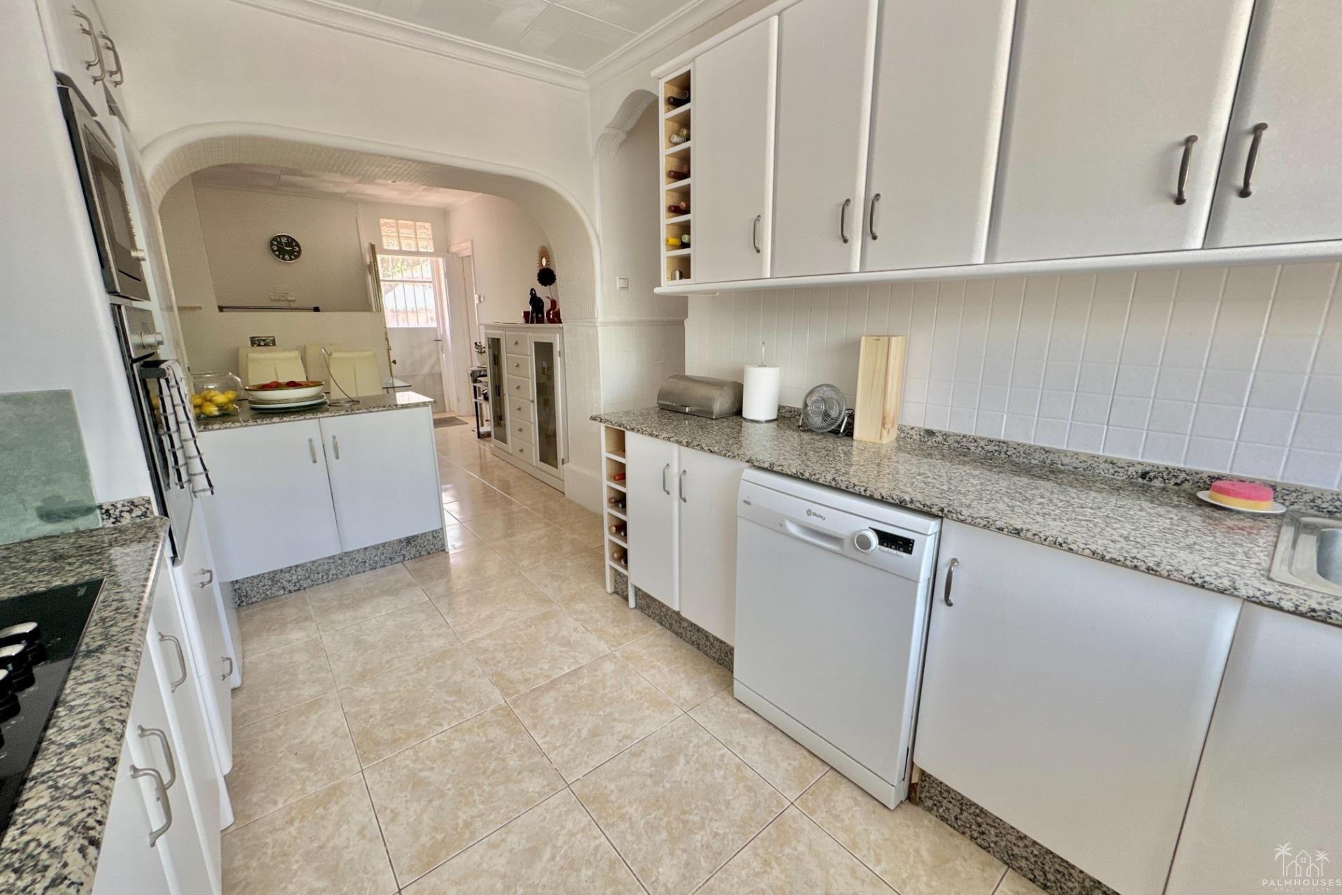 Revente - Villa - Dolores - Comunidad Valenciana