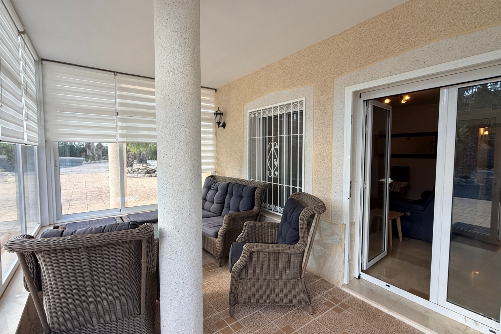 Revente - Villa - Hondón de las Nieves