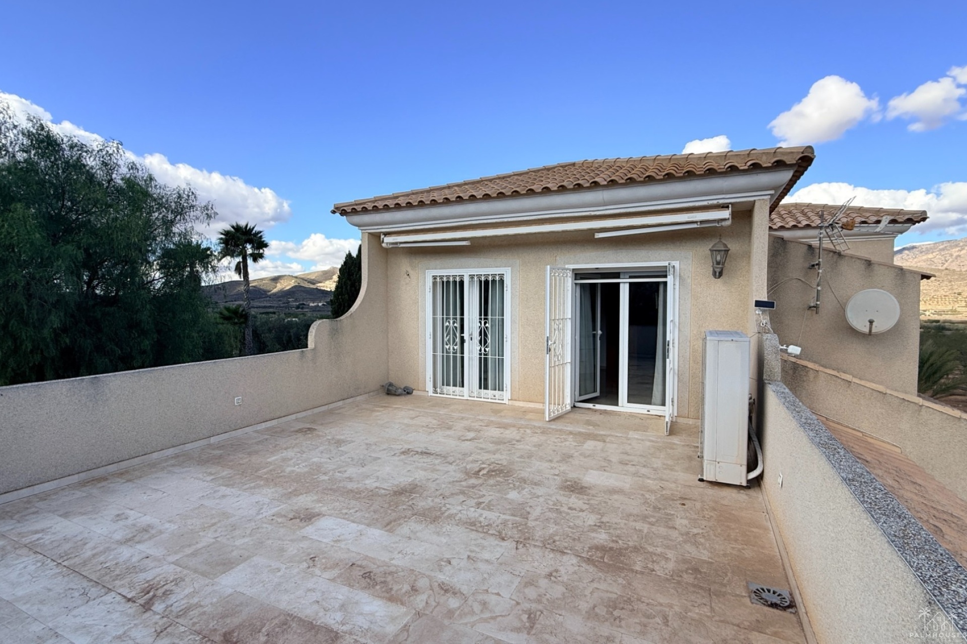 Revente - Villa - Hondón de las Nieves