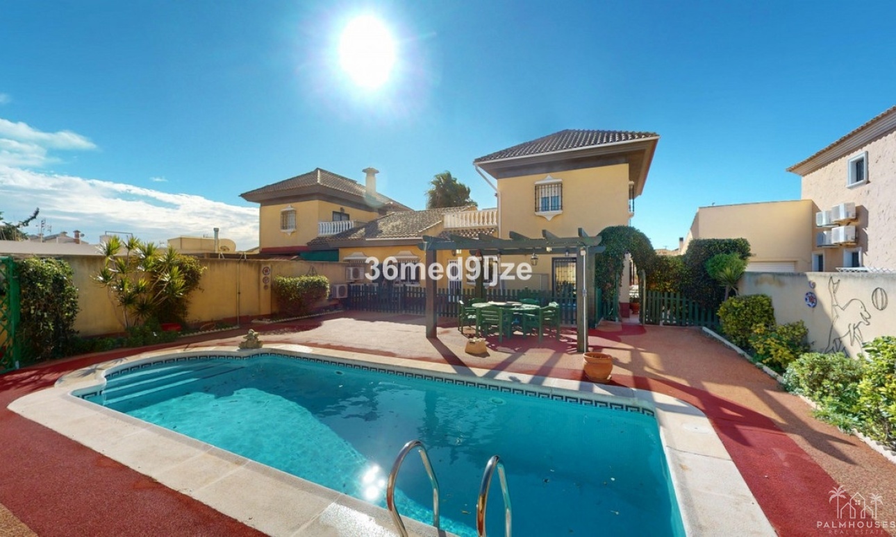 Revente - Villa - Los Alcazares - Los Alcazares Centro