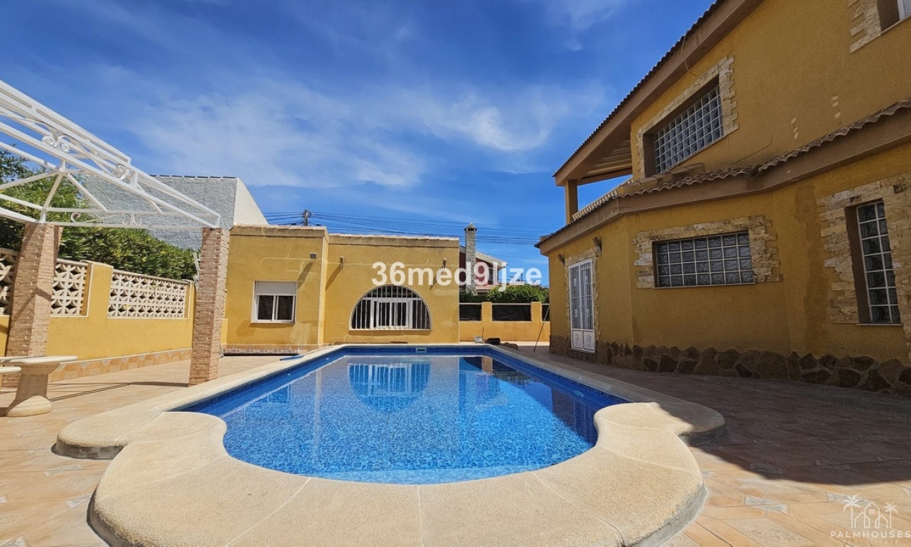 Revente - Villa - Los Alcazares - Los Alcazares Centro