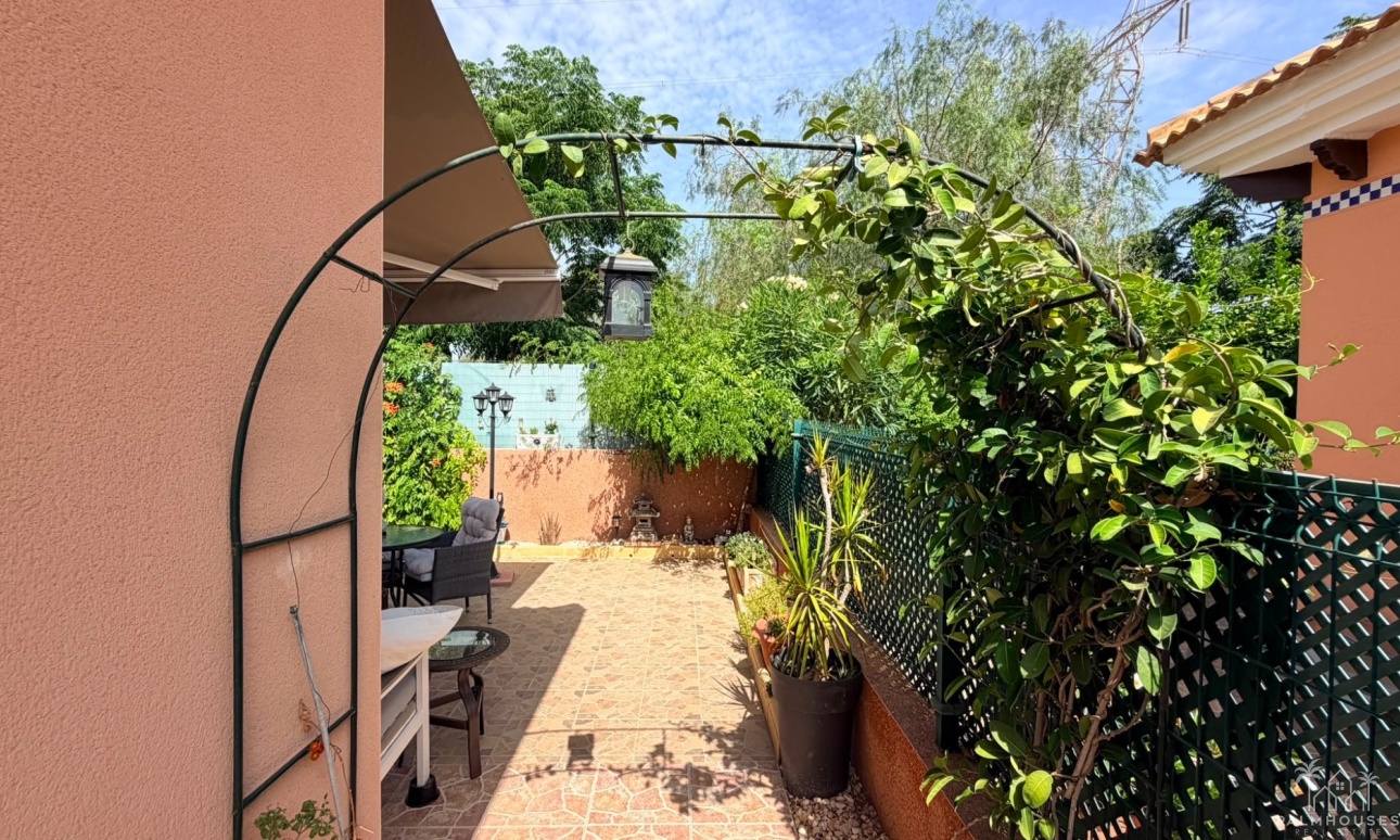 Revente - Villa - Los Montesinos - La Herada