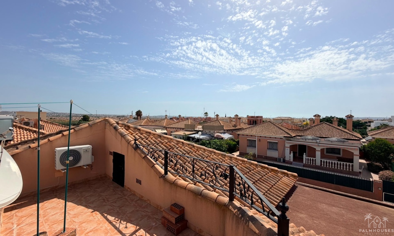 Revente - Villa - Los Montesinos - La Herada