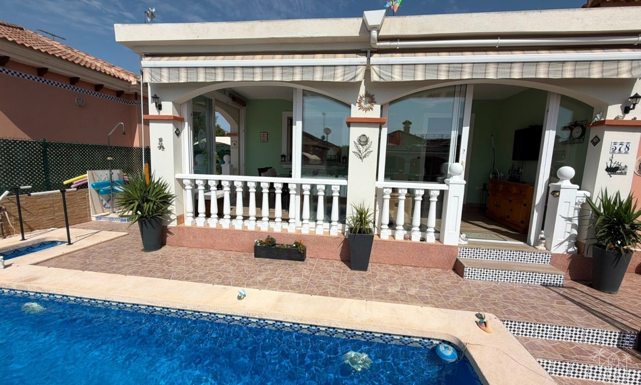 Revente - Villa - Los Montesinos - La Herada