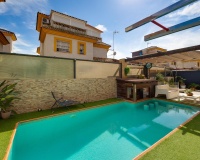 Revente - Villa - Los Montesinos - La Herada