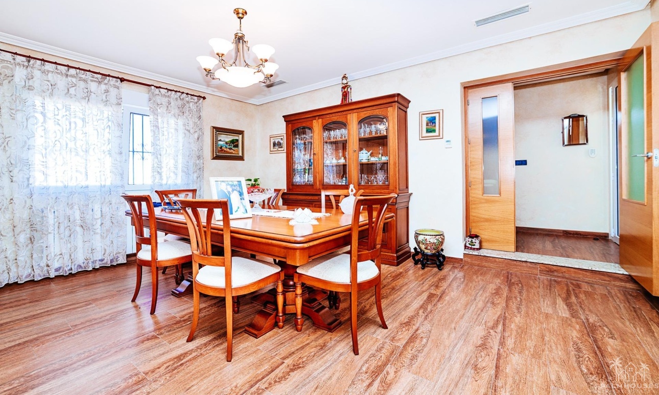 Revente - Villa - Los Montesinos - Montesinos  Los