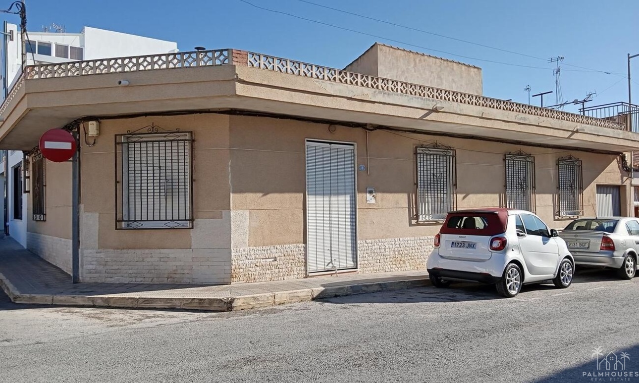 Revente - Villa - Los Montesinos - PUEBLO CENTRO