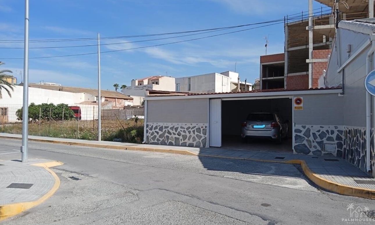 Revente - Villa - Los Montesinos - PUEBLO CENTRO